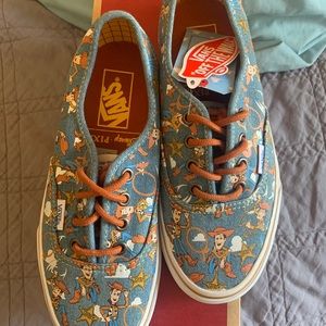 Kids / Women’s Toy Story Woody Vans